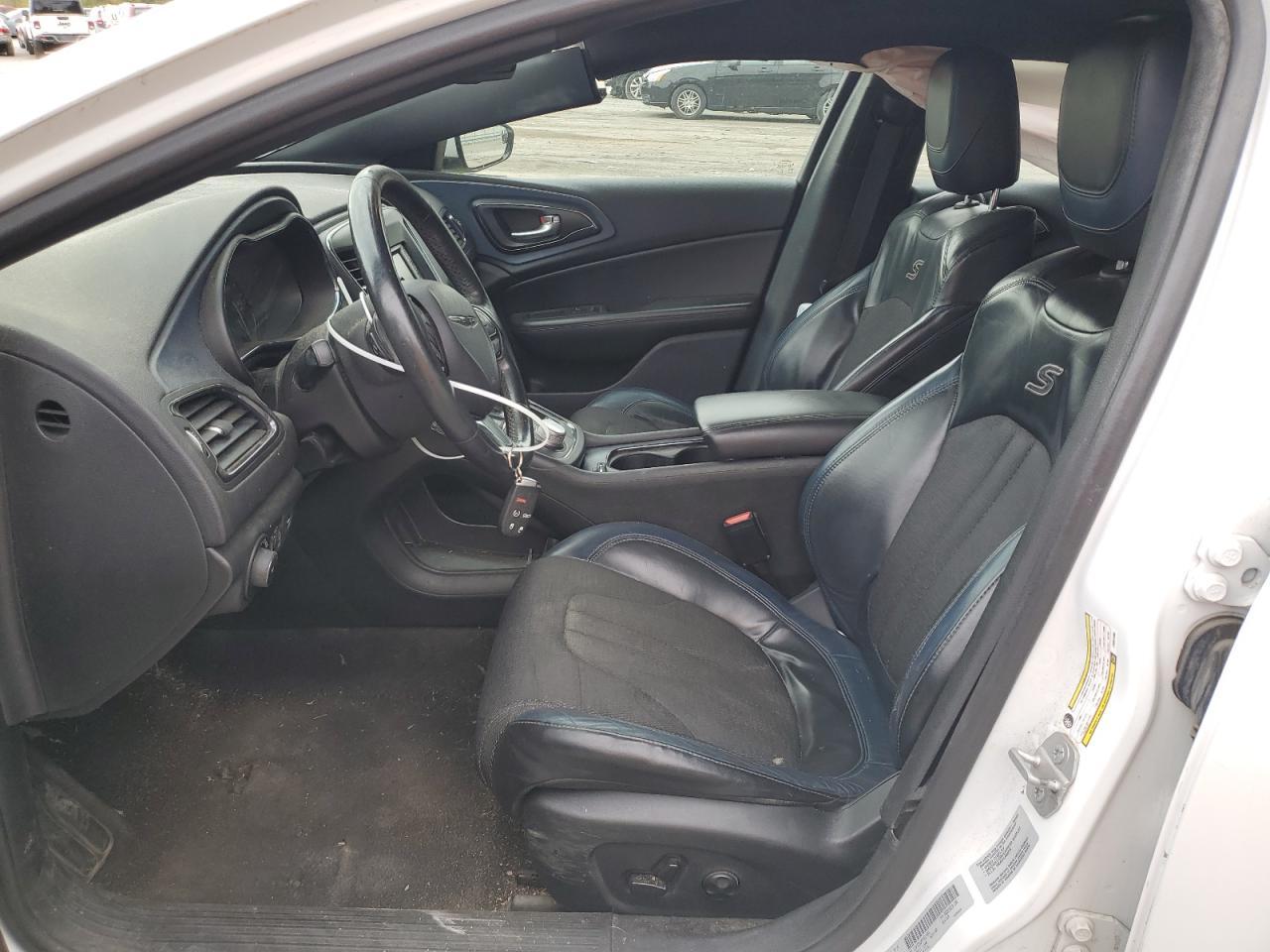 2015 Chrysler 200 S - Фото 7