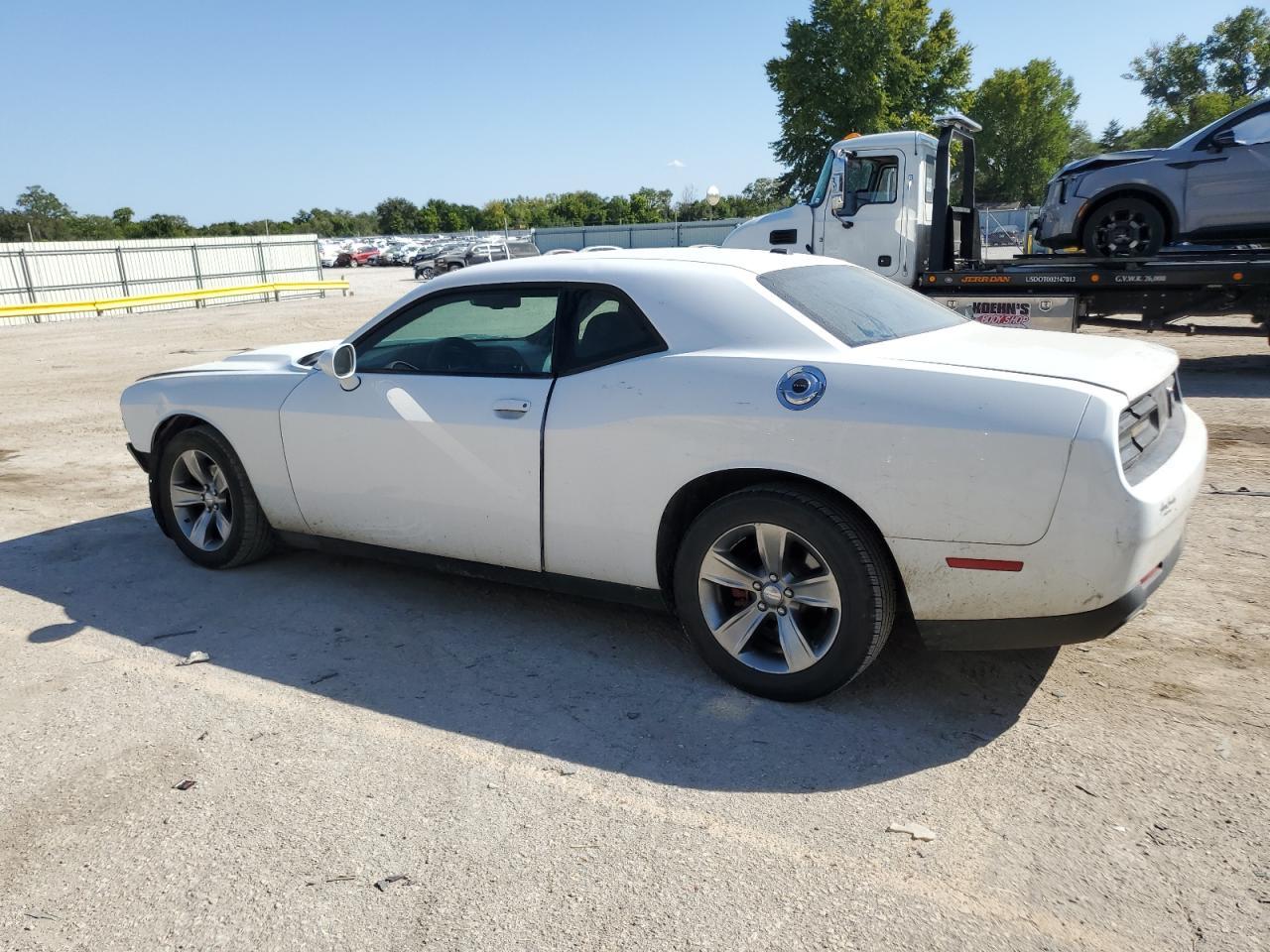 2015 Dodge Challenger Sxt - Фото 2