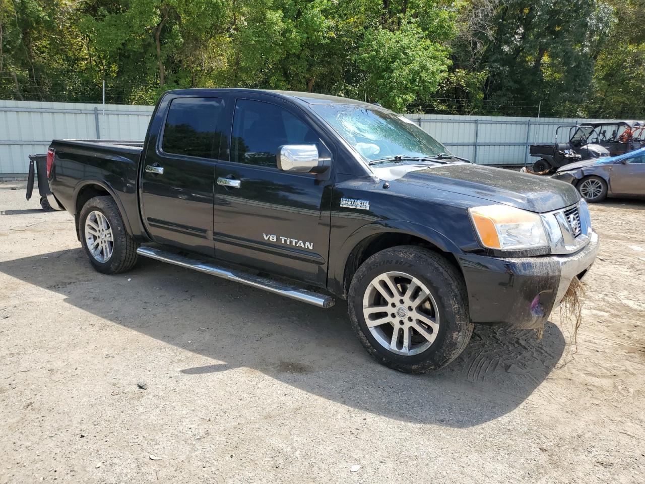 2011 Nissan Titan S - Фото 4