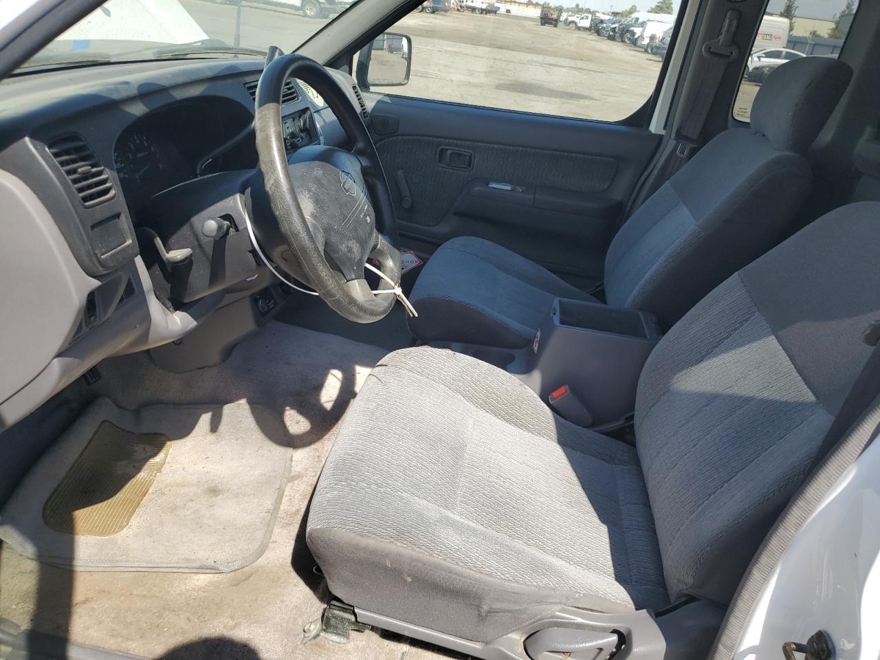 2000 Nissan Frontier King Cab Xe - Image 7