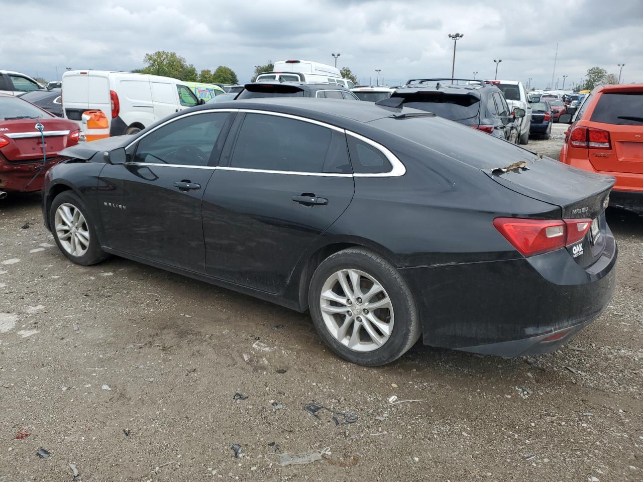 2016 Chevrolet Malibu Lt - Image 2