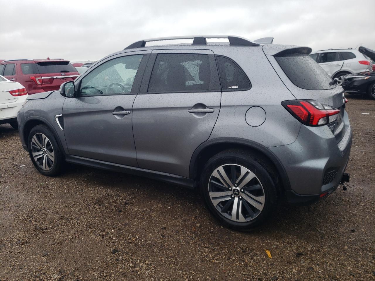 2021 Mitsubishi Outlander Sport Es - Image 2