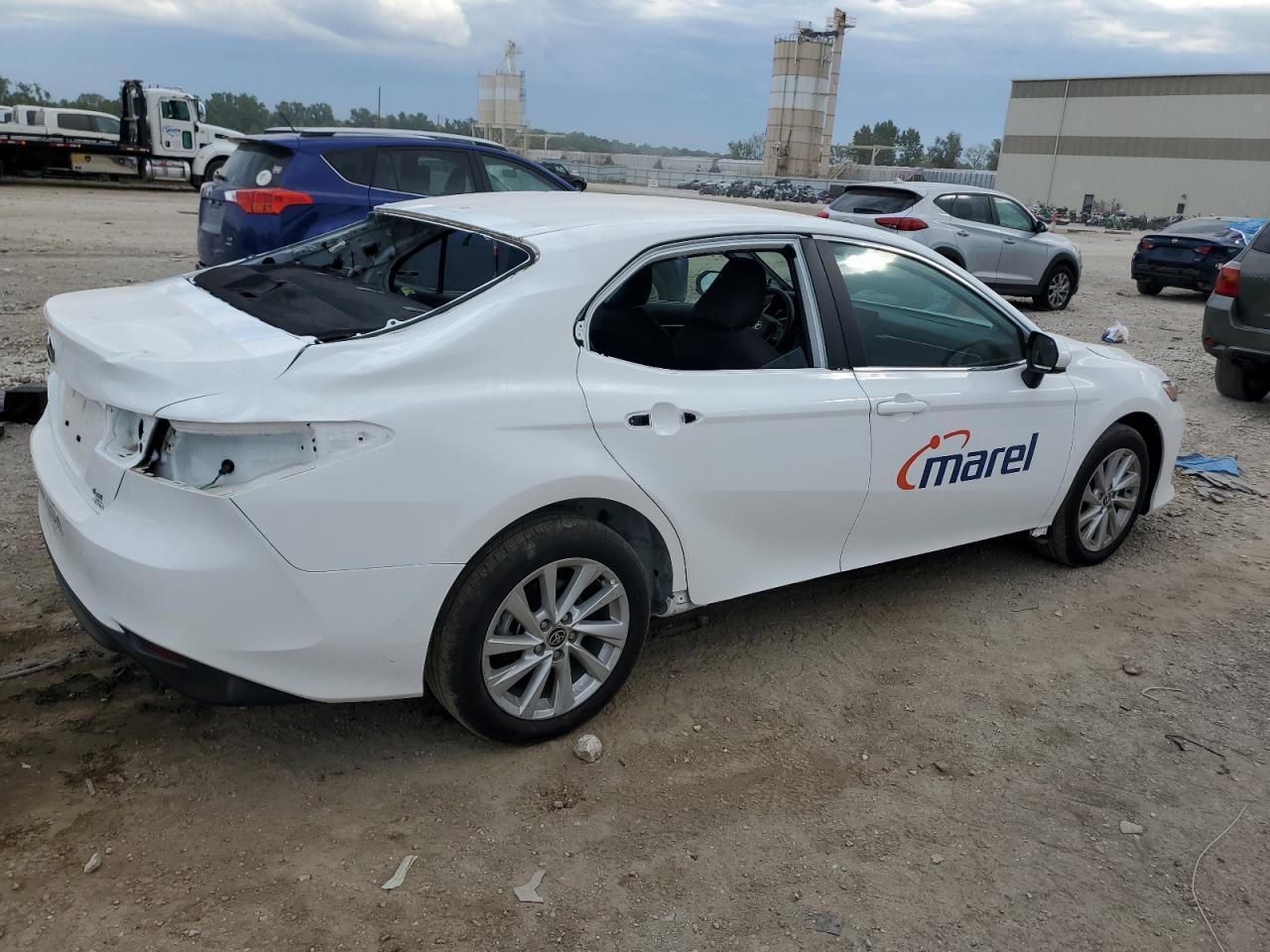 2023 Toyota Camry Le - Image 3