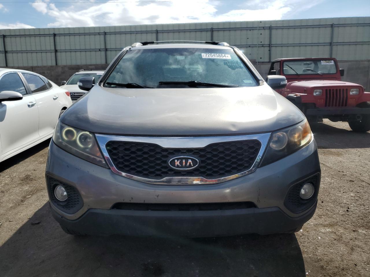2012 Kia Sorento Base - Image 5