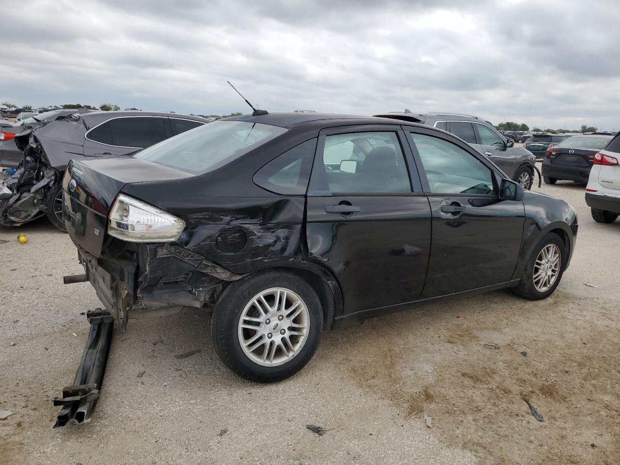 2009 Ford Focus Se - Image 3