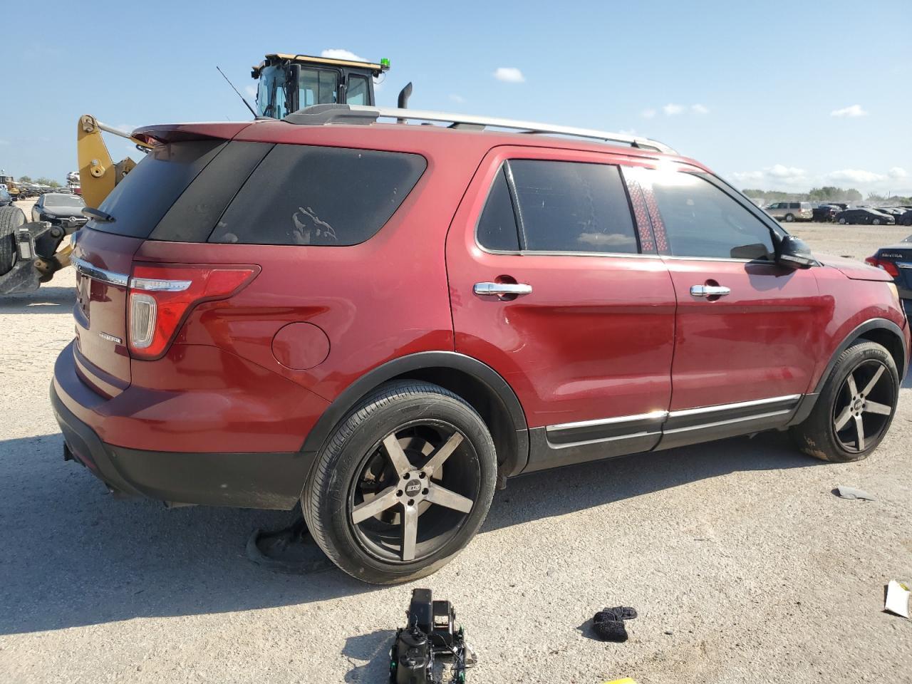 2015 Ford Explorer Xlt - Фото 3