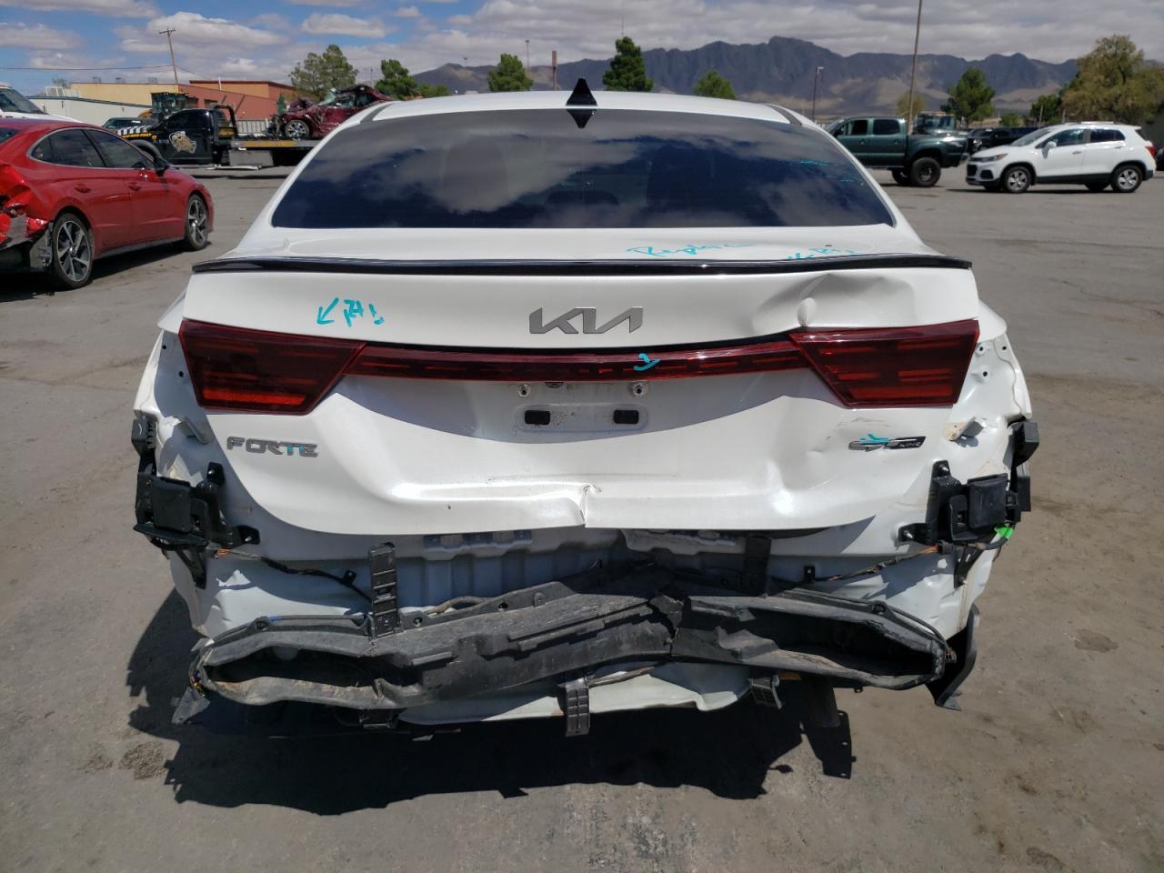 2022 Kia Forte Gt Line - Фото 6