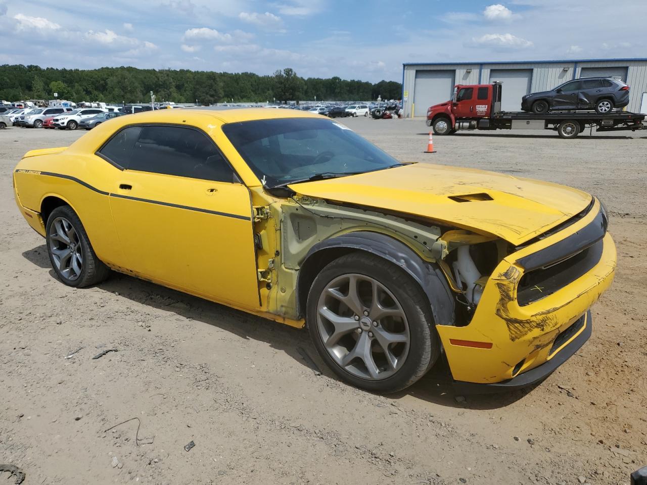 2017 Dodge Challenger Sxt - Image 4