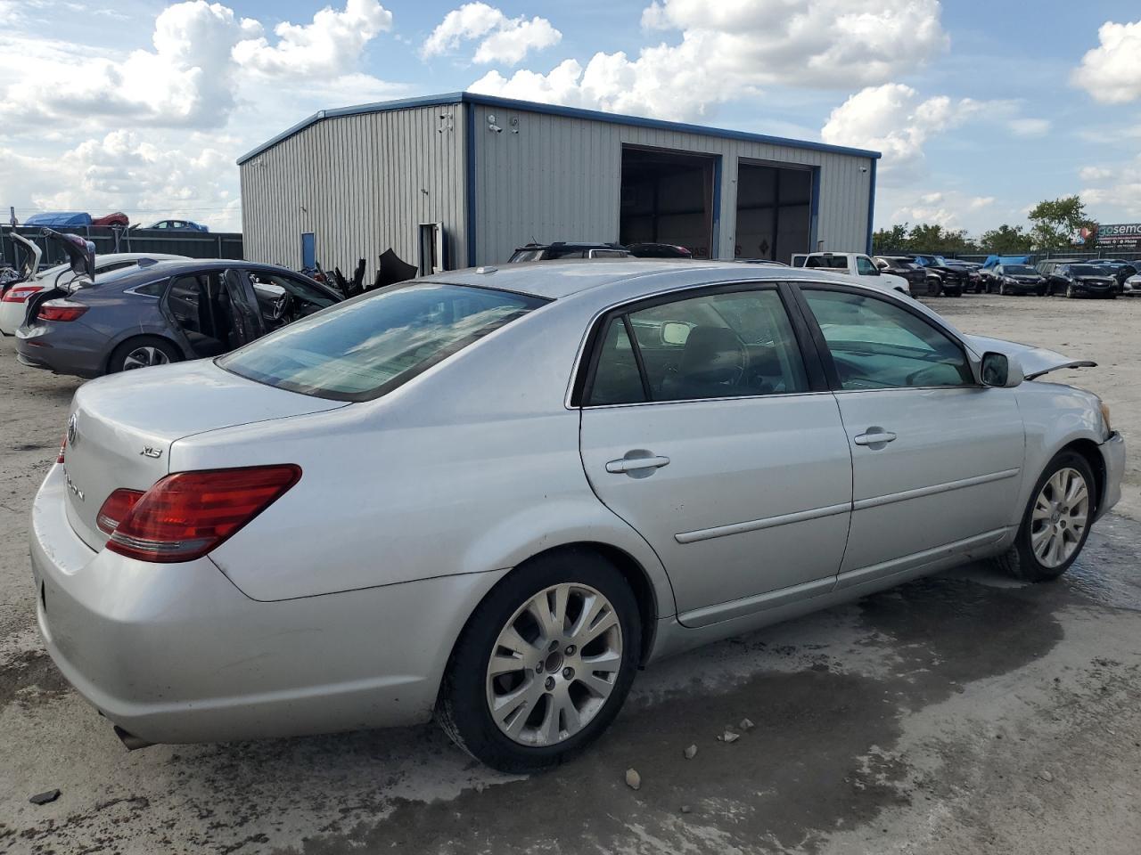2009 Toyota Avalon Xl - Фото 3