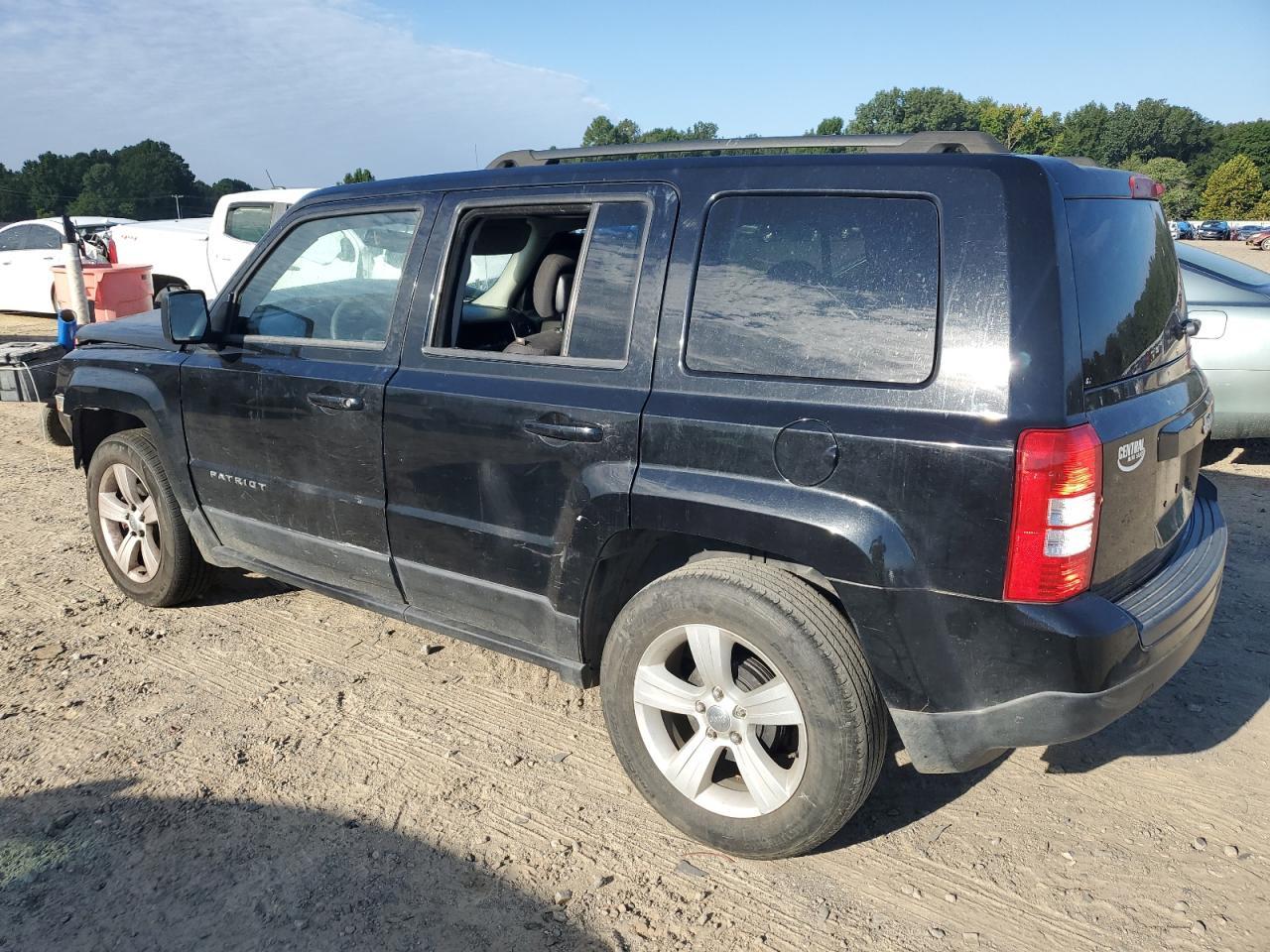 2015 Jeep Patriot Sport - Image 2