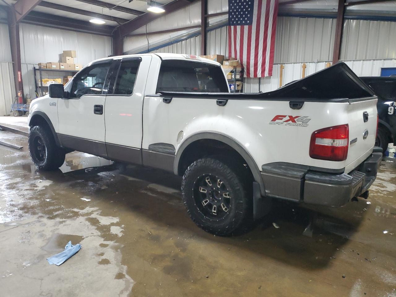 2004 Ford F150 - Фото 2