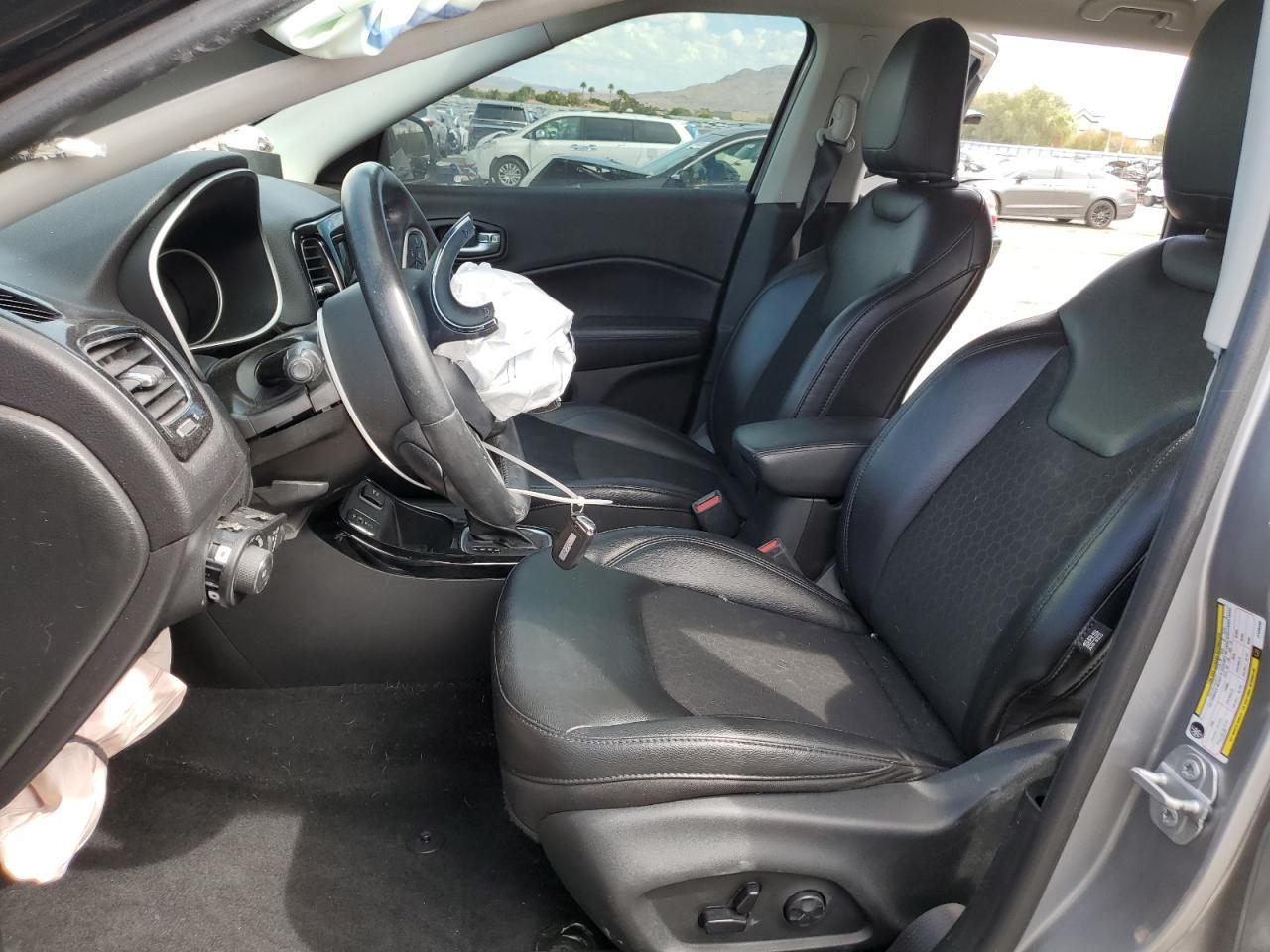 2018 Jeep Compass Latitude - Фото 7