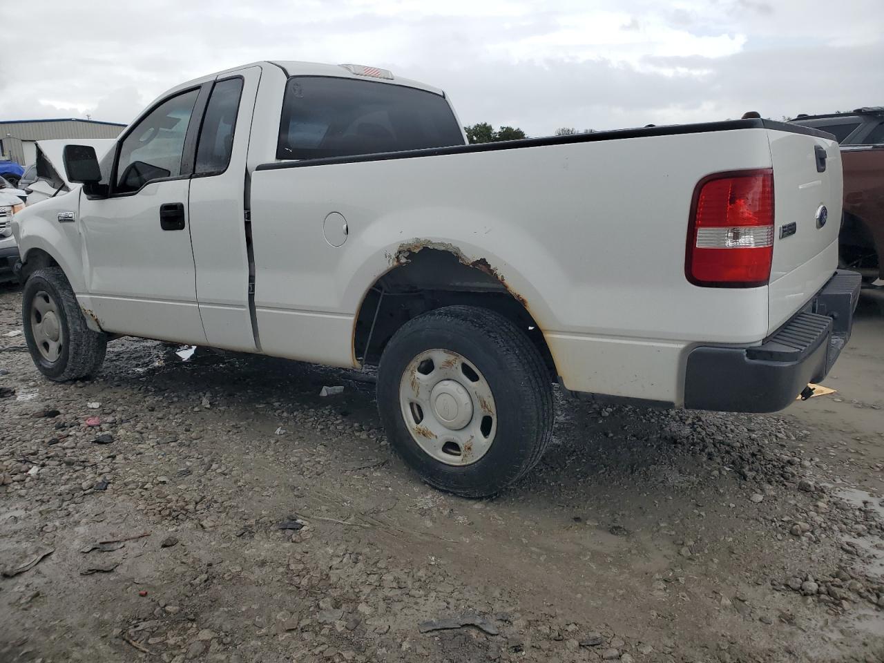 2007 Ford F150 - Image 2