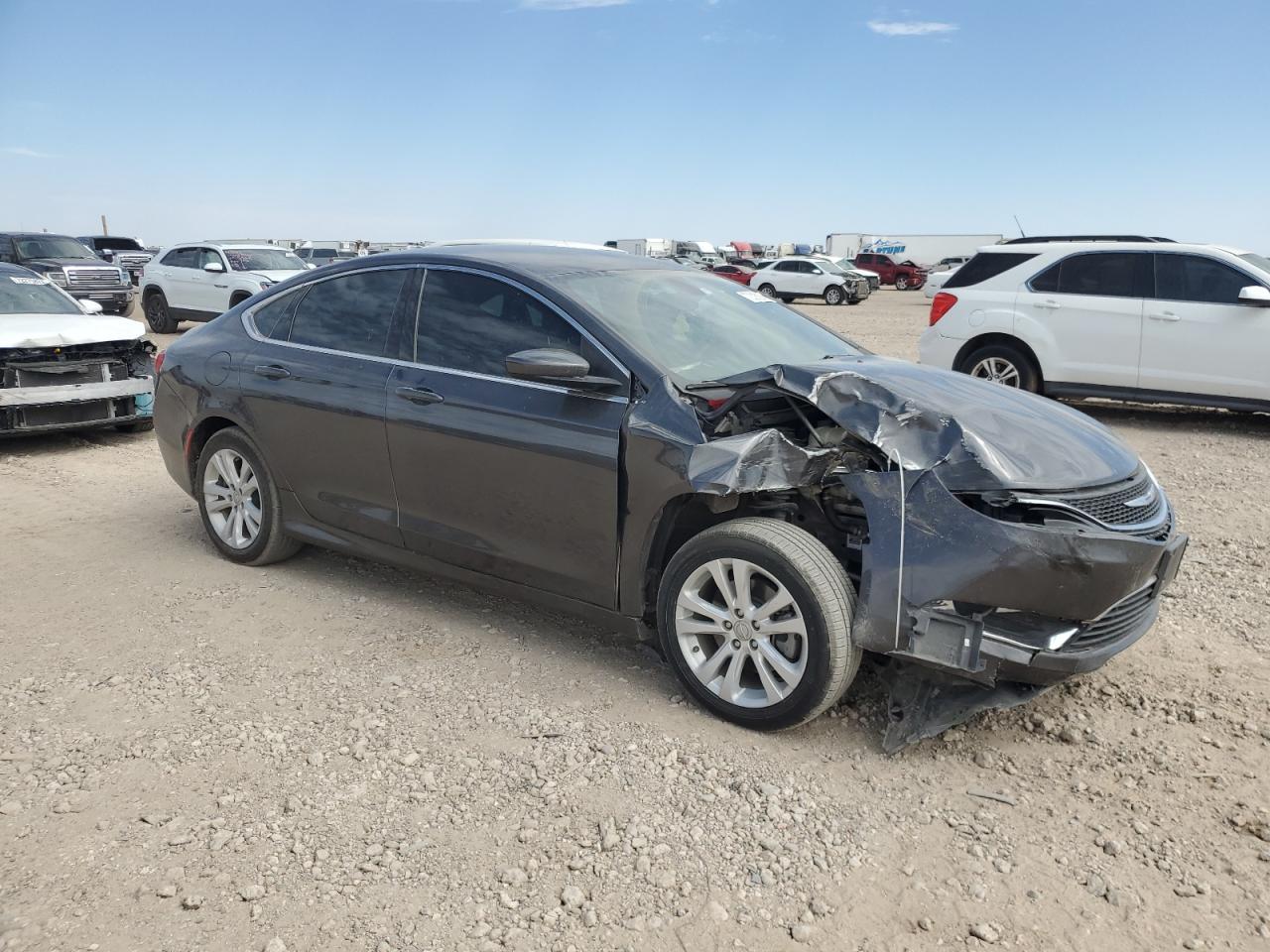 2016 Chrysler 200 Limited - Фото 4