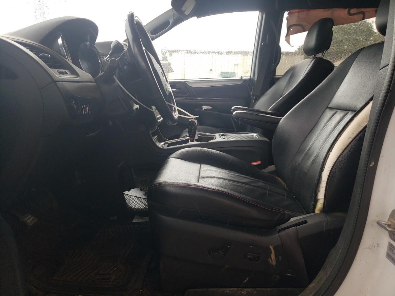 2017 Dodge Grand Caravan Gt - Image 7