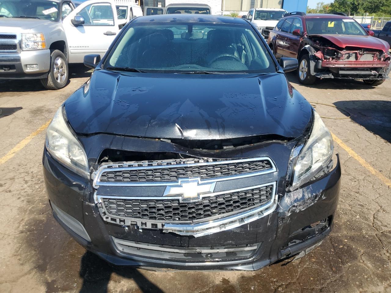 2013 Chevrolet Malibu Ls - Фото 5