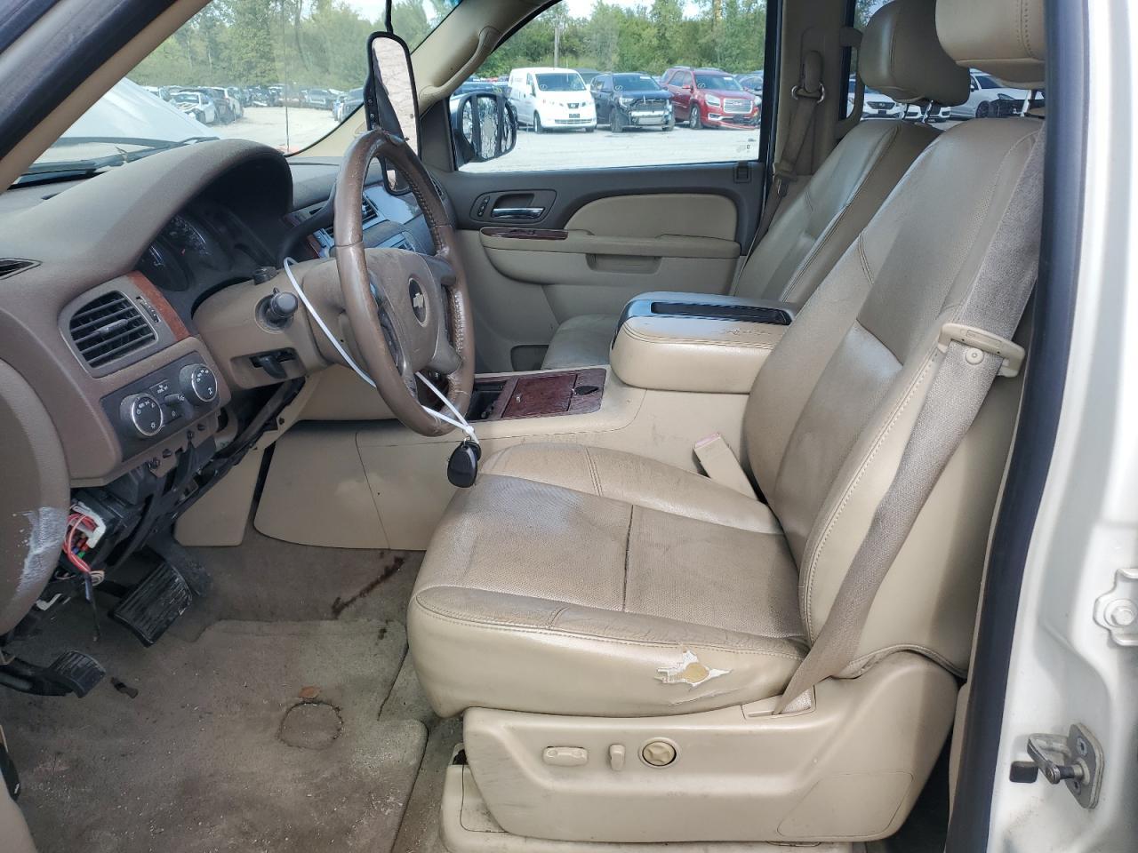 2010 Chevrolet Avalanche Ltz - Image 7