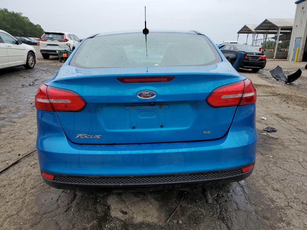 2017 Ford Focus Se - Image 6