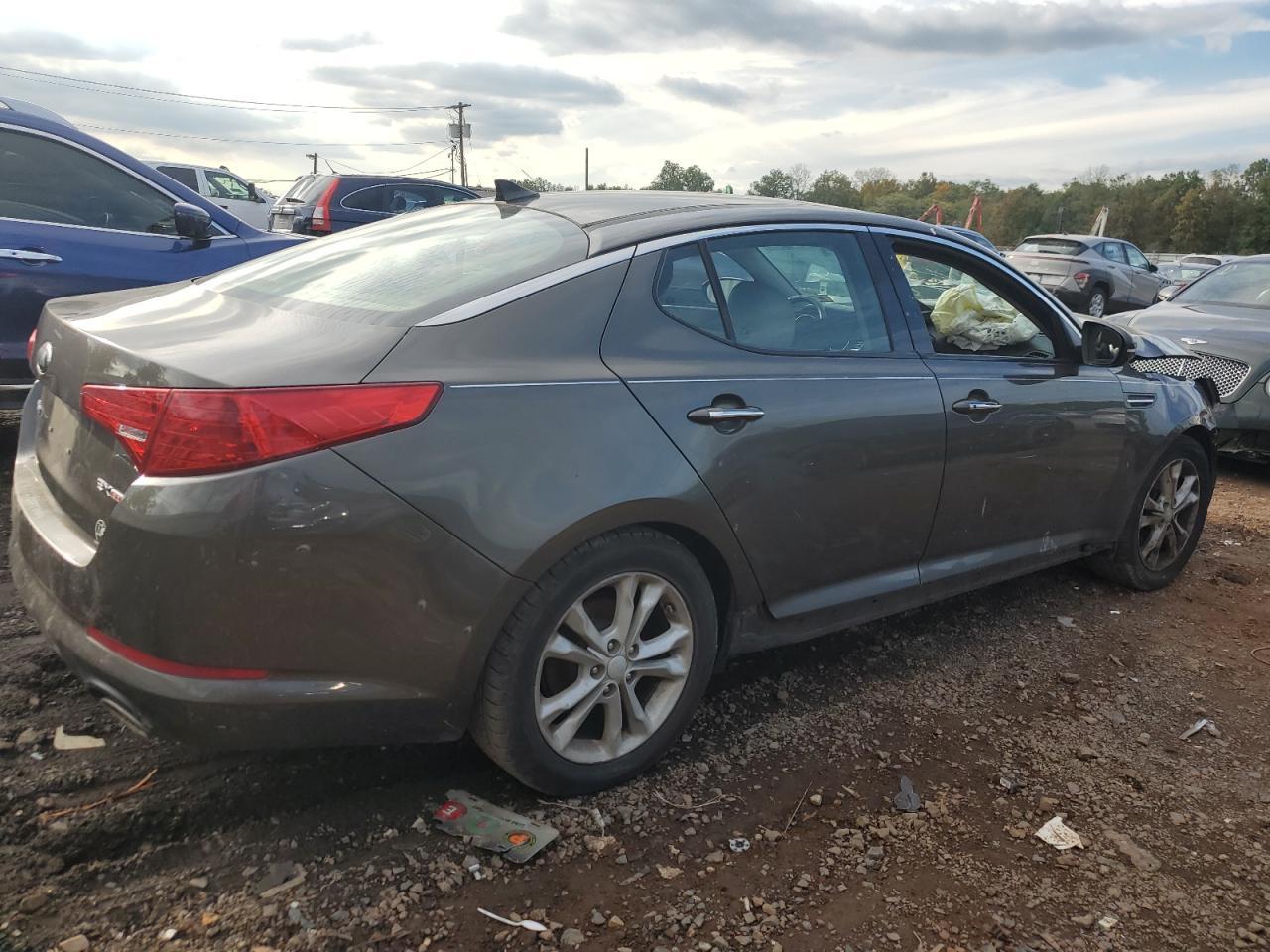 2013 Kia Optima Ex - Image 3