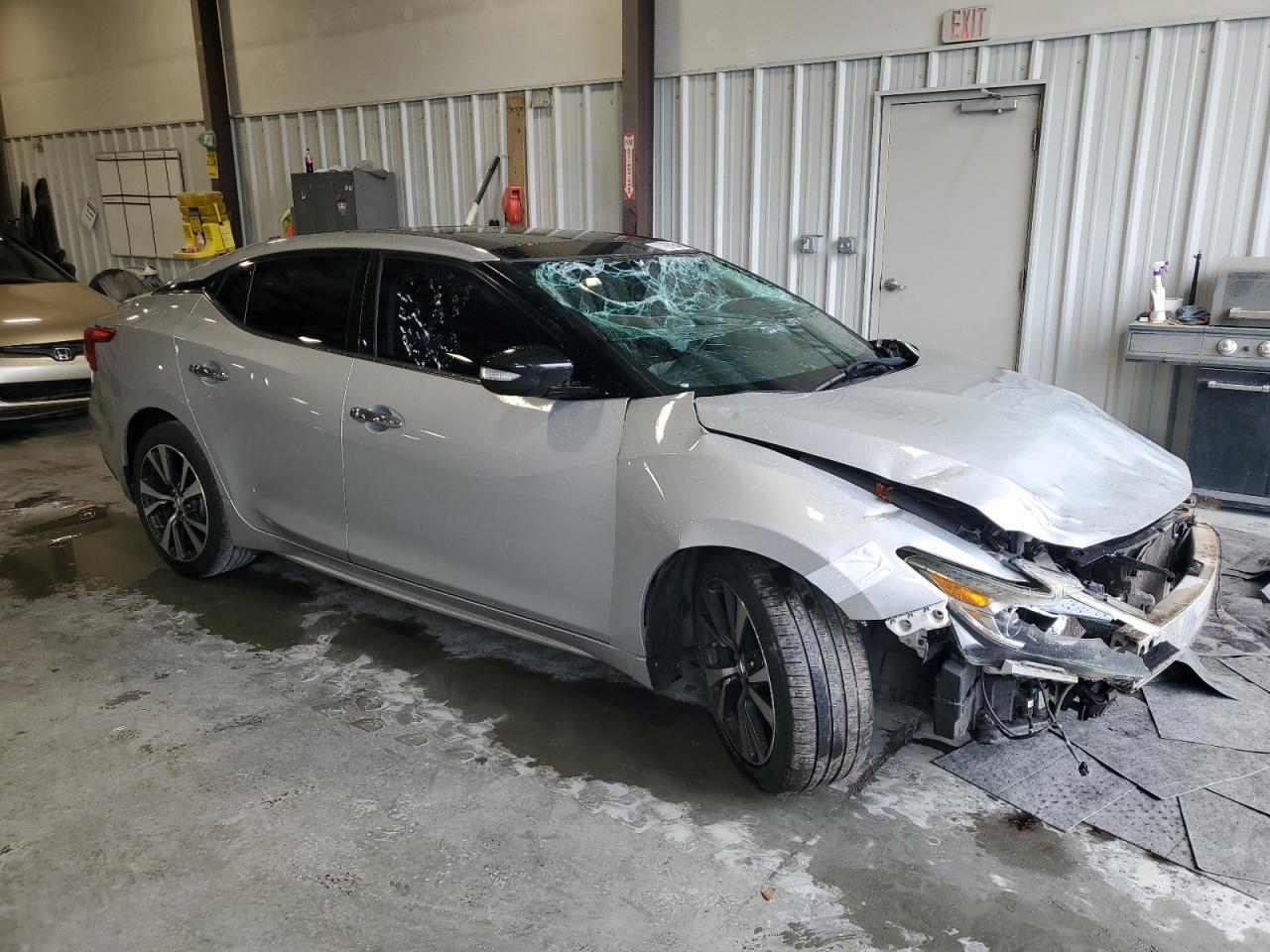 2017 Nissan Maxima 3.5S - Image 4