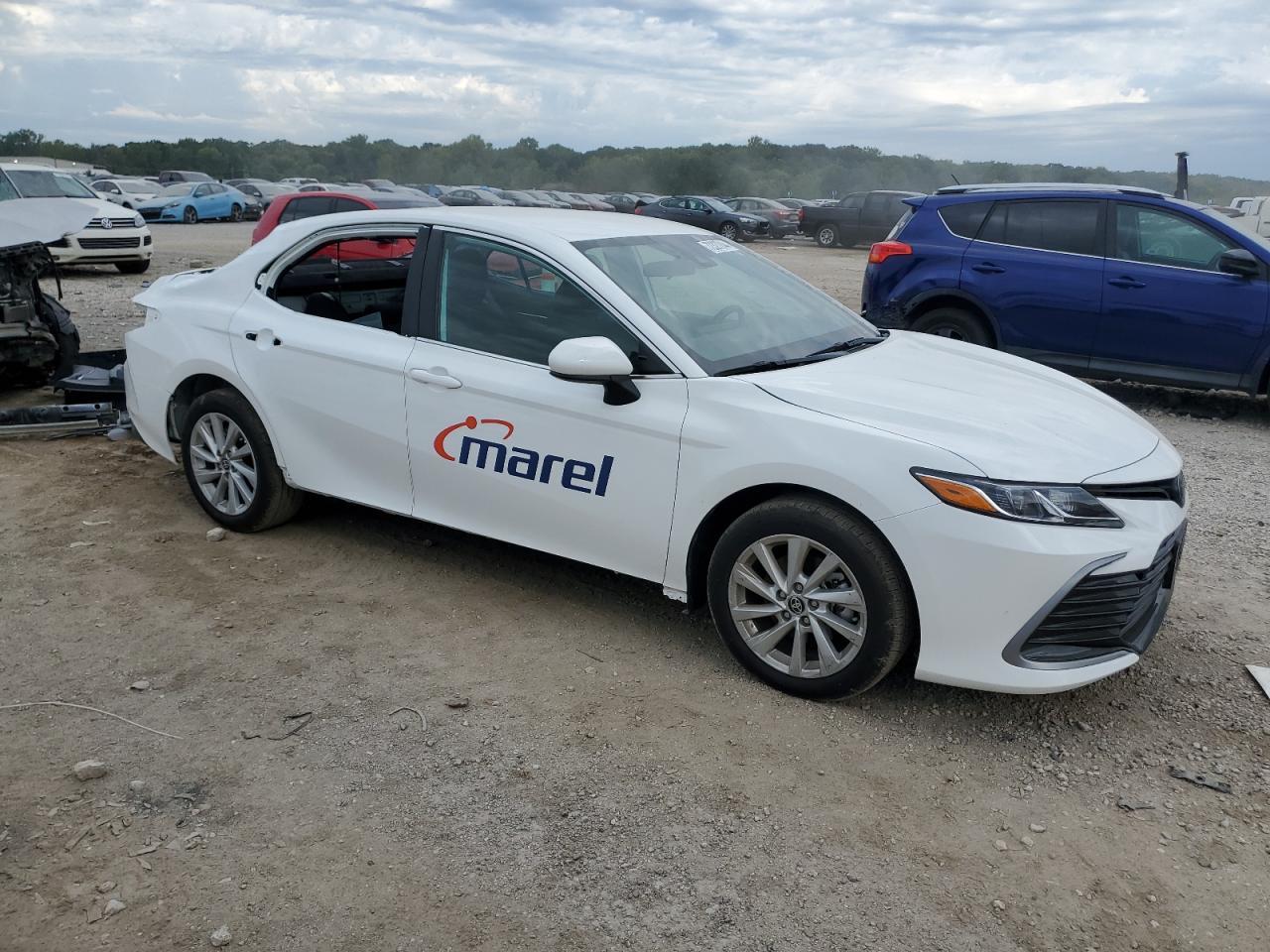 2023 Toyota Camry Le - Image 4