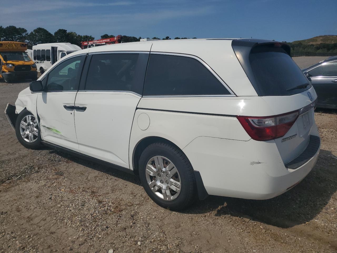 2013 Honda Odyssey Lx - Фото 2