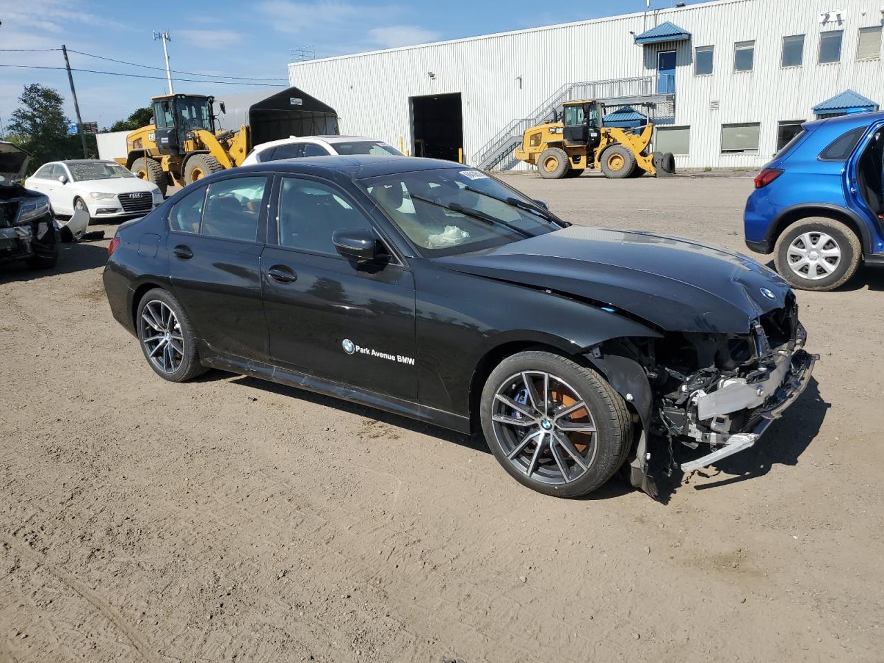 2023 BMW 330Xi - Image 4