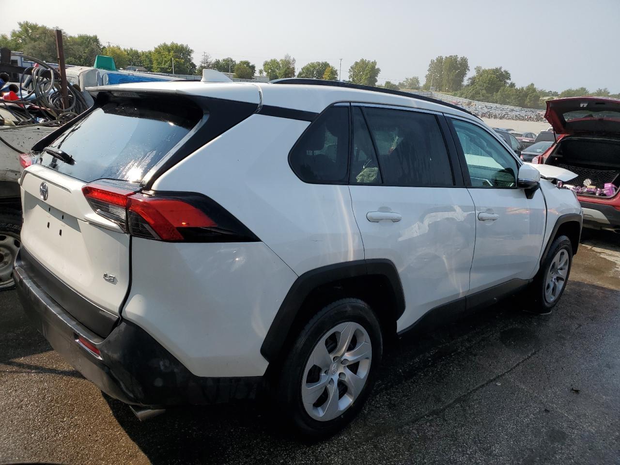 2021 Toyota Rav4 Le - Image 3