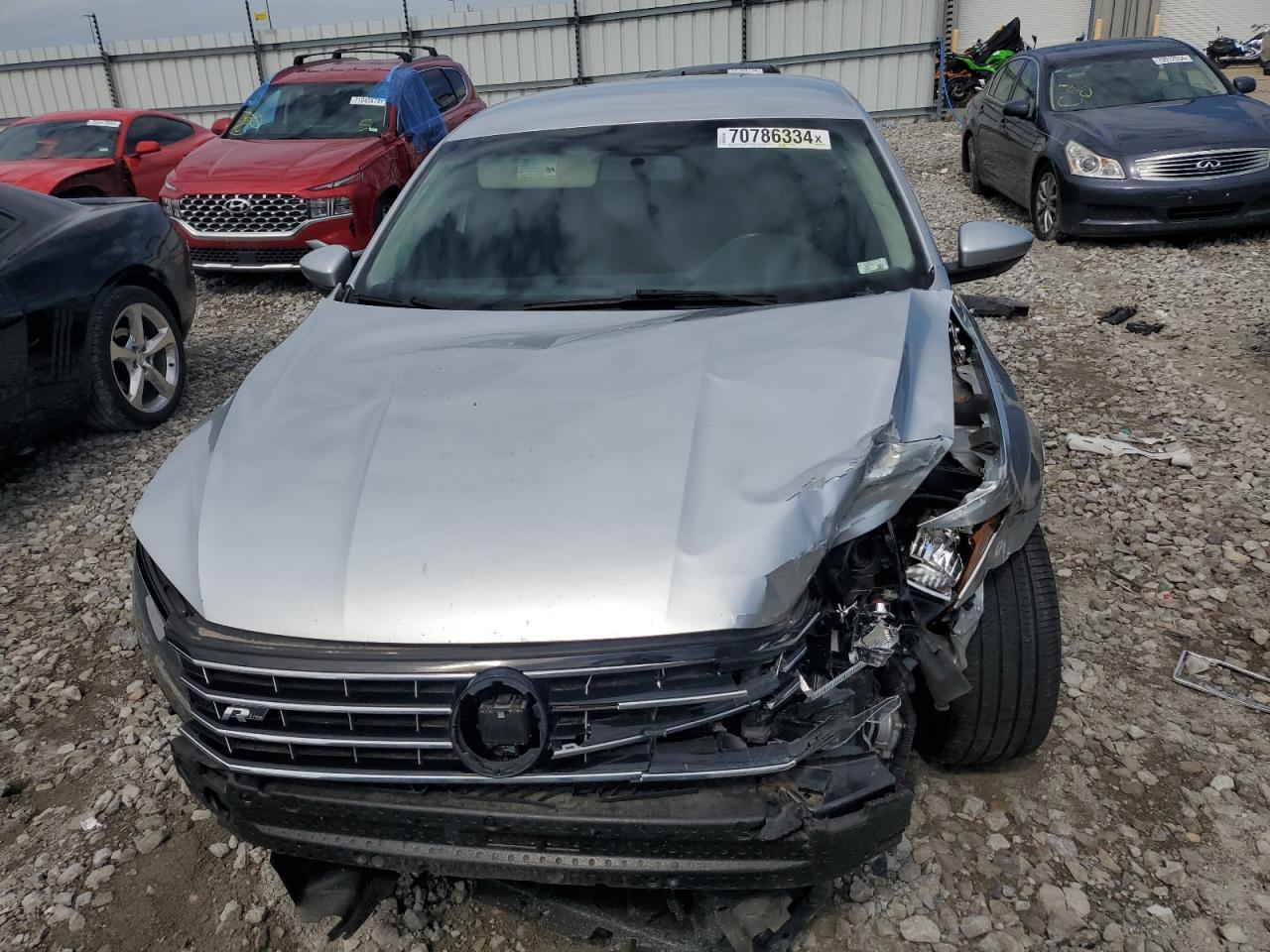 2017 Volkswagen Passat R-Line - Фото 5