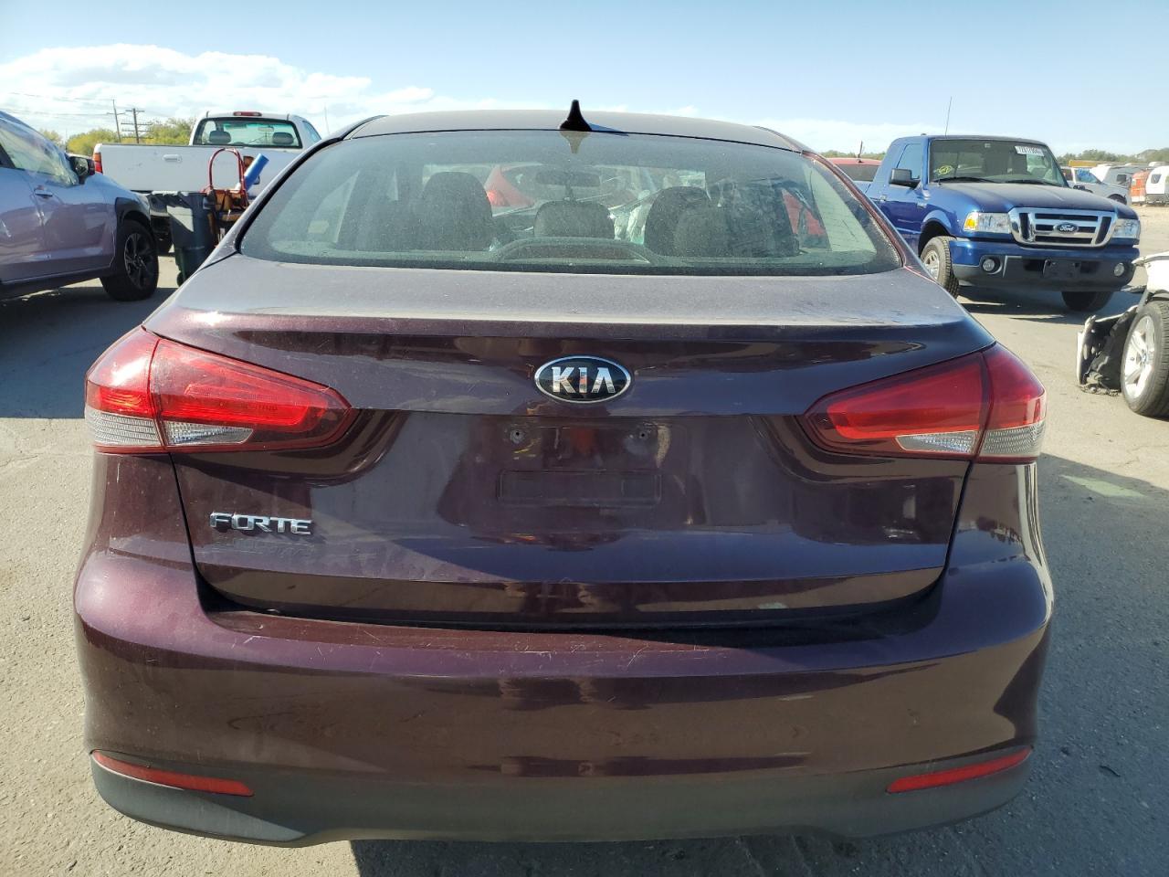 2017 Kia Forte Lx - Фото 6