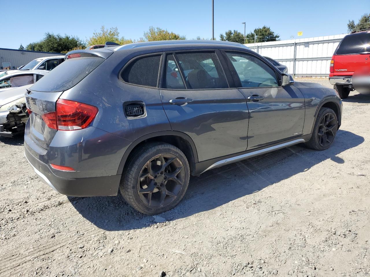 2015 BMW X1 Sdrive28I - Фото 3