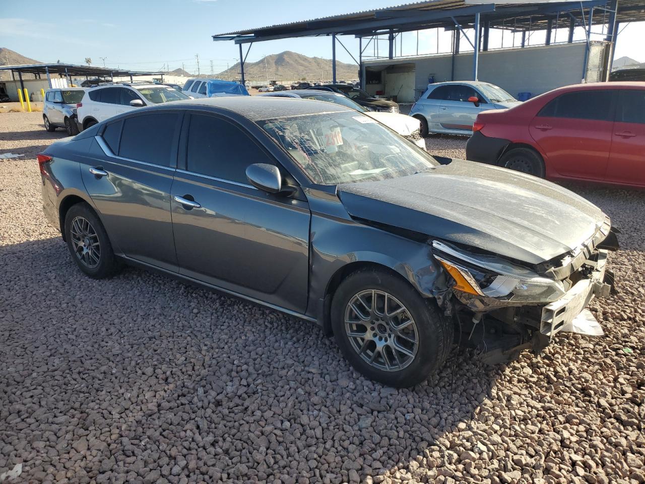 2019 Nissan Altima S - Фото 4