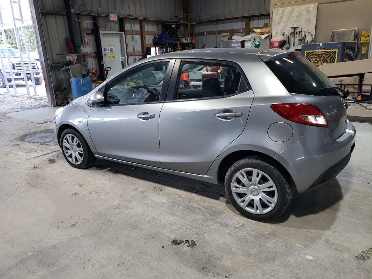 2014 Mazda Mazda2 Sport - Image 2