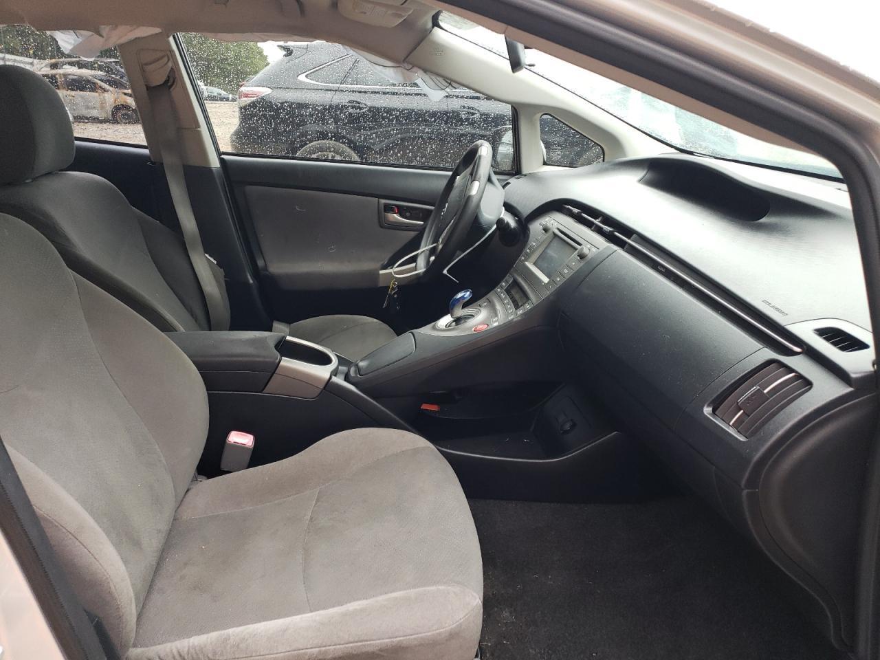 2012 Toyota Prius - Фото 7