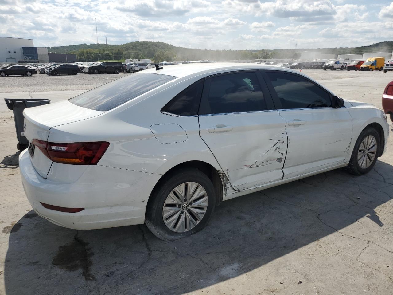 2019 Volkswagen Jetta S - Фото 3