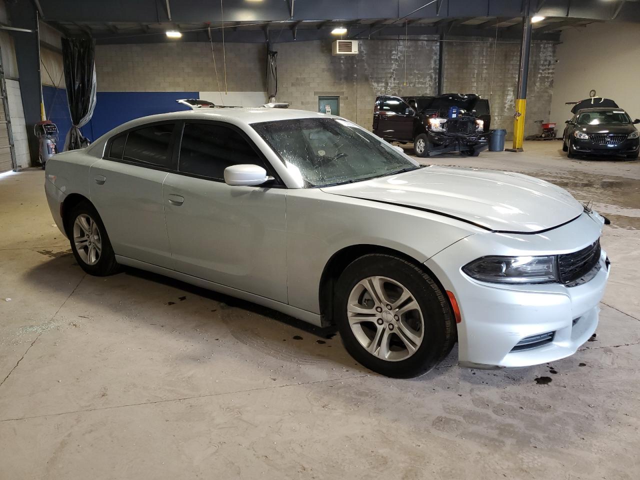 2019 Dodge Charger Sxt - Фото 4