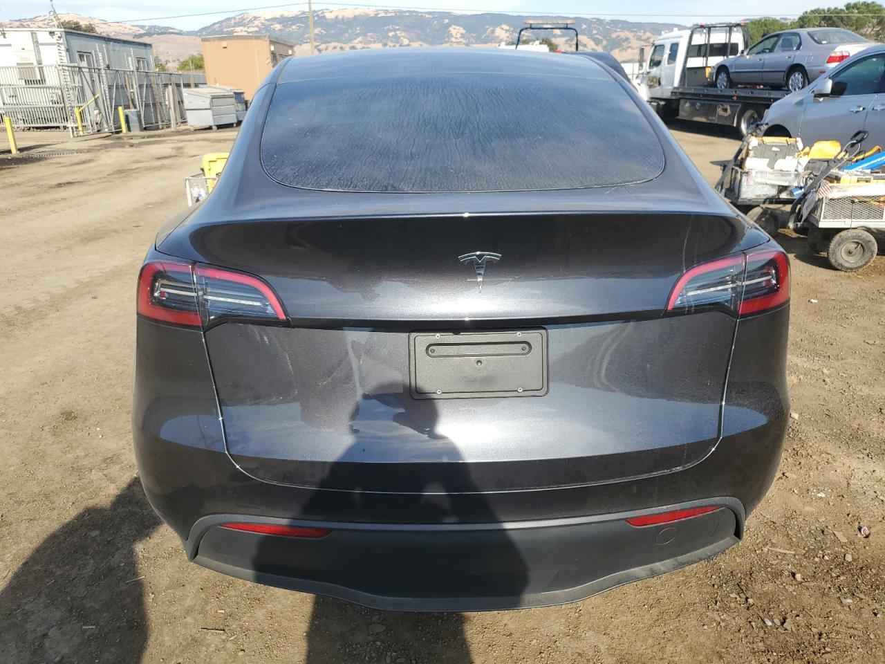 2024 Tesla Model Y - Фото 6