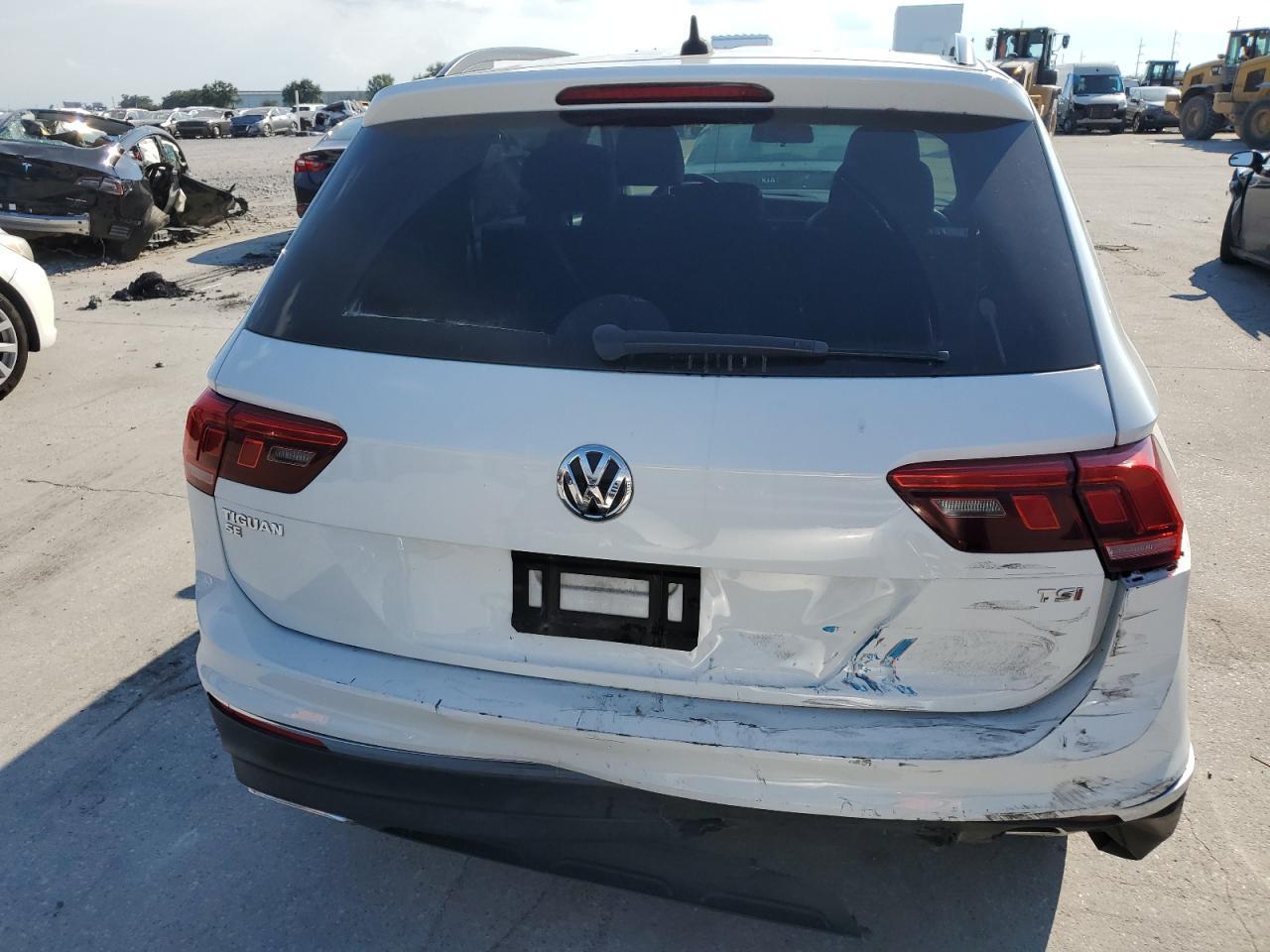 2018 Volkswagen Tiguan Se - Фото 6