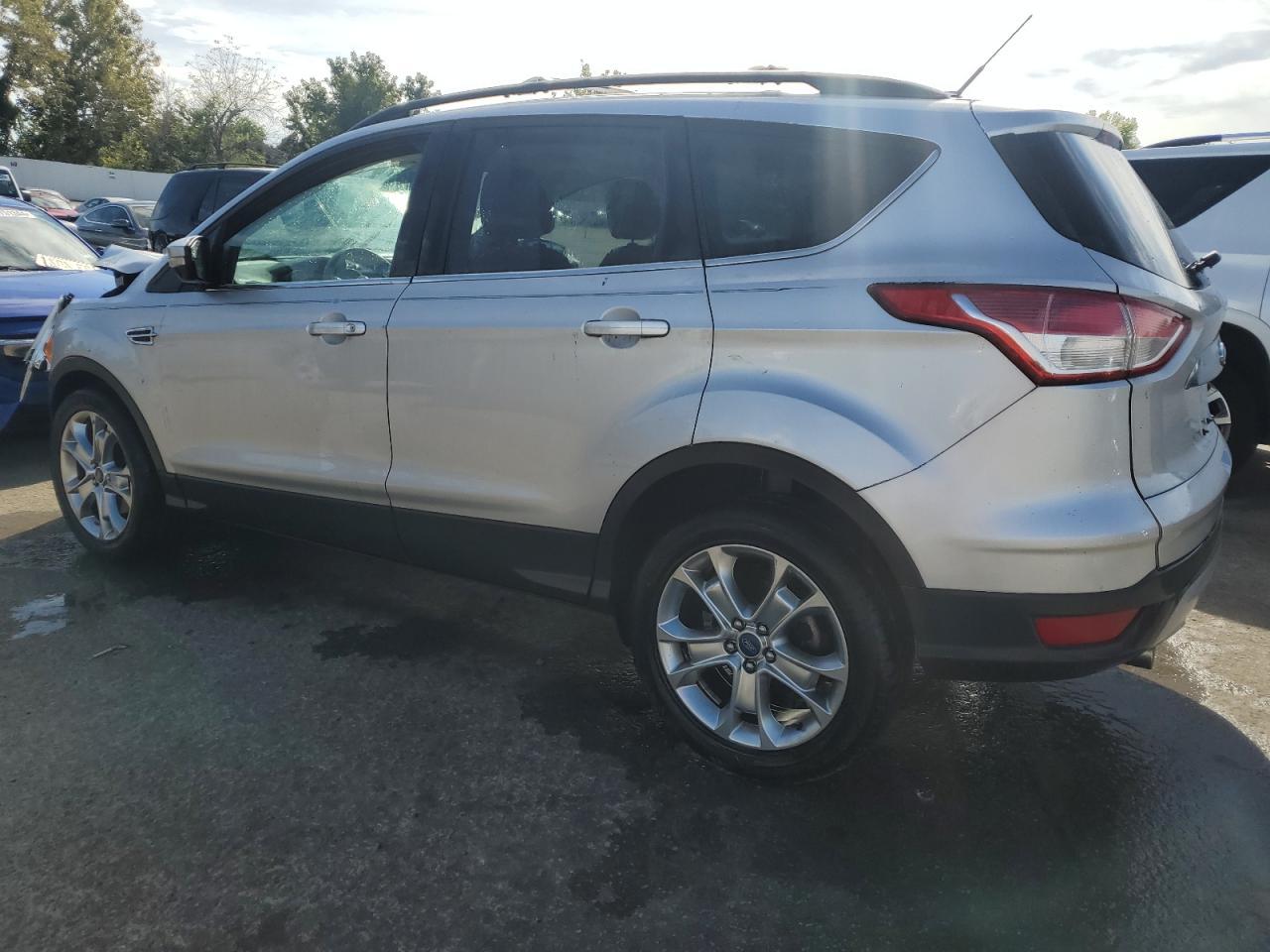 2013 Ford Escape Sel - Фото 2
