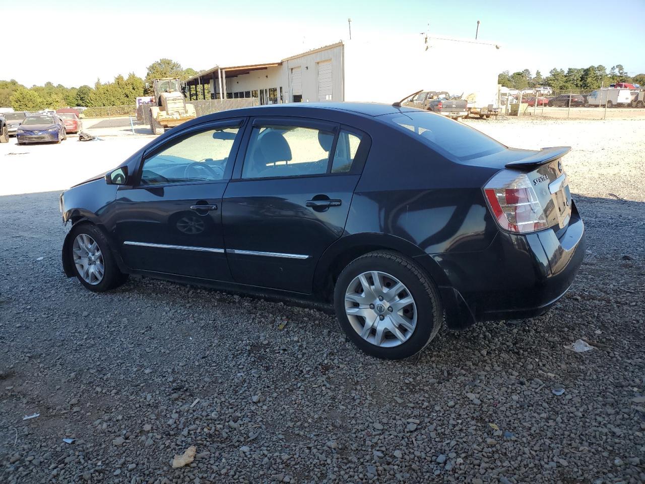 2012 Nissan Sentra 2.0 - Image 2