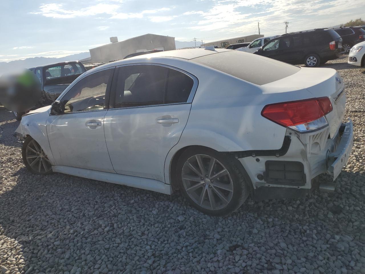 2014 Subaru Legacy 2.5I Sport - Фото 2