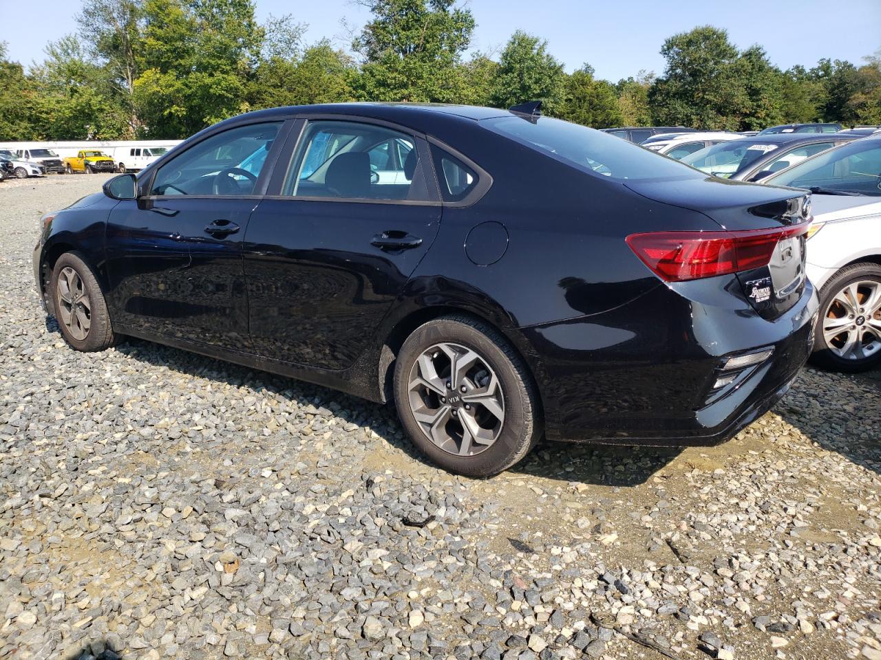 2020 Kia Forte Fe - Image 2