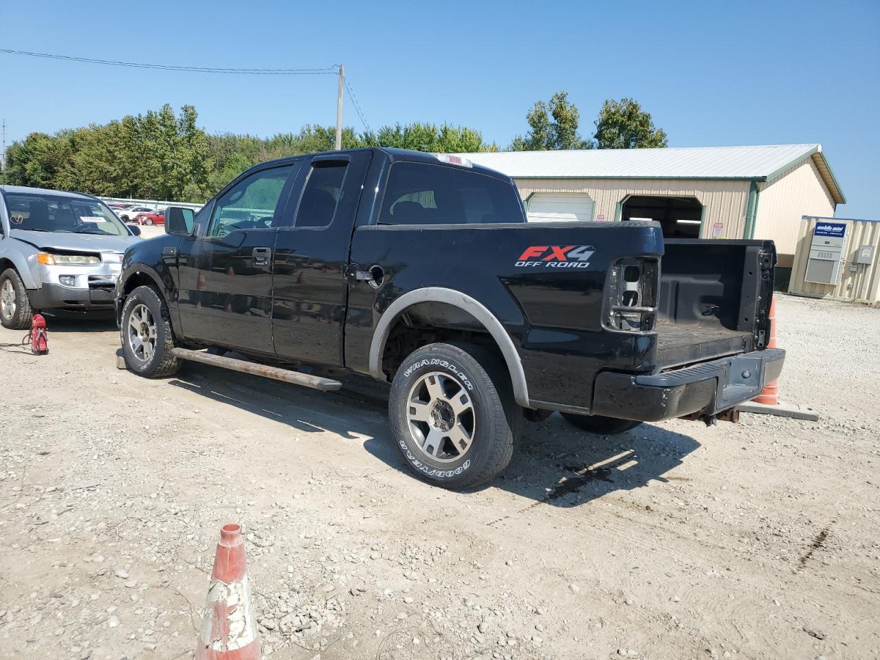 2006 Ford F150 - Image 2