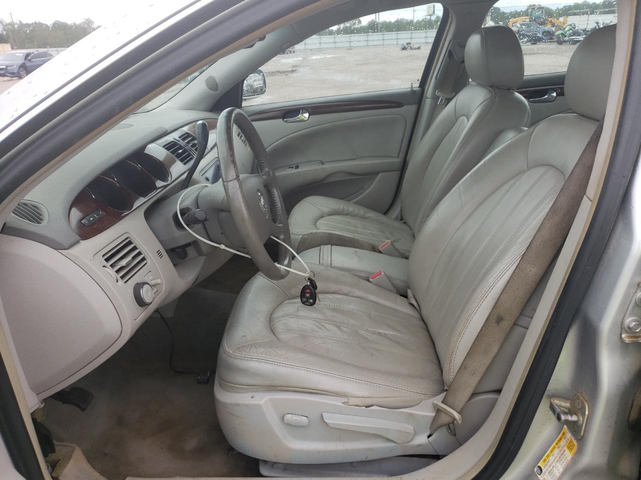 2008 Buick Lucerne Cxl - Image 7