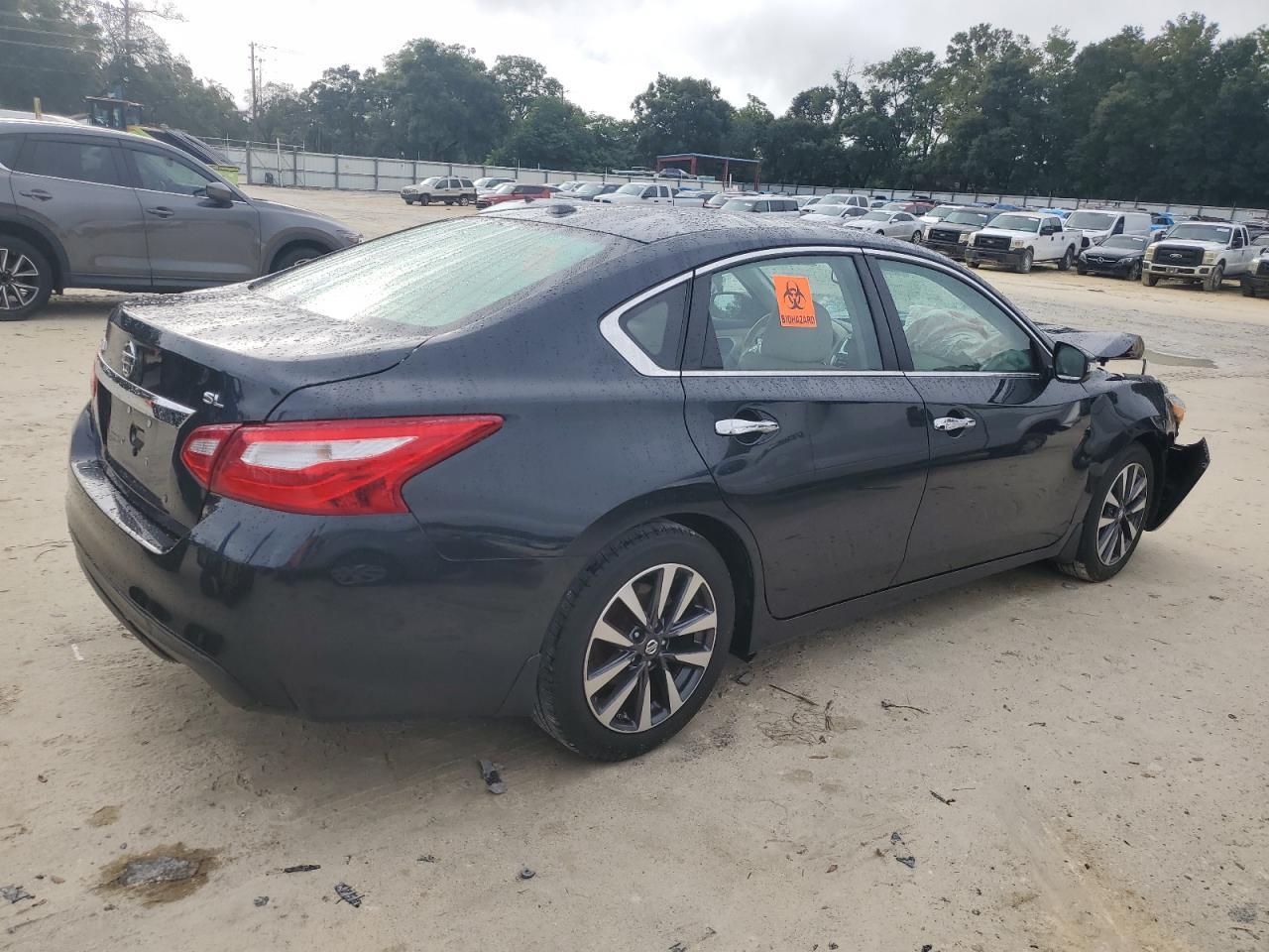 2017 Nissan Altima 2.5 - Фото 3