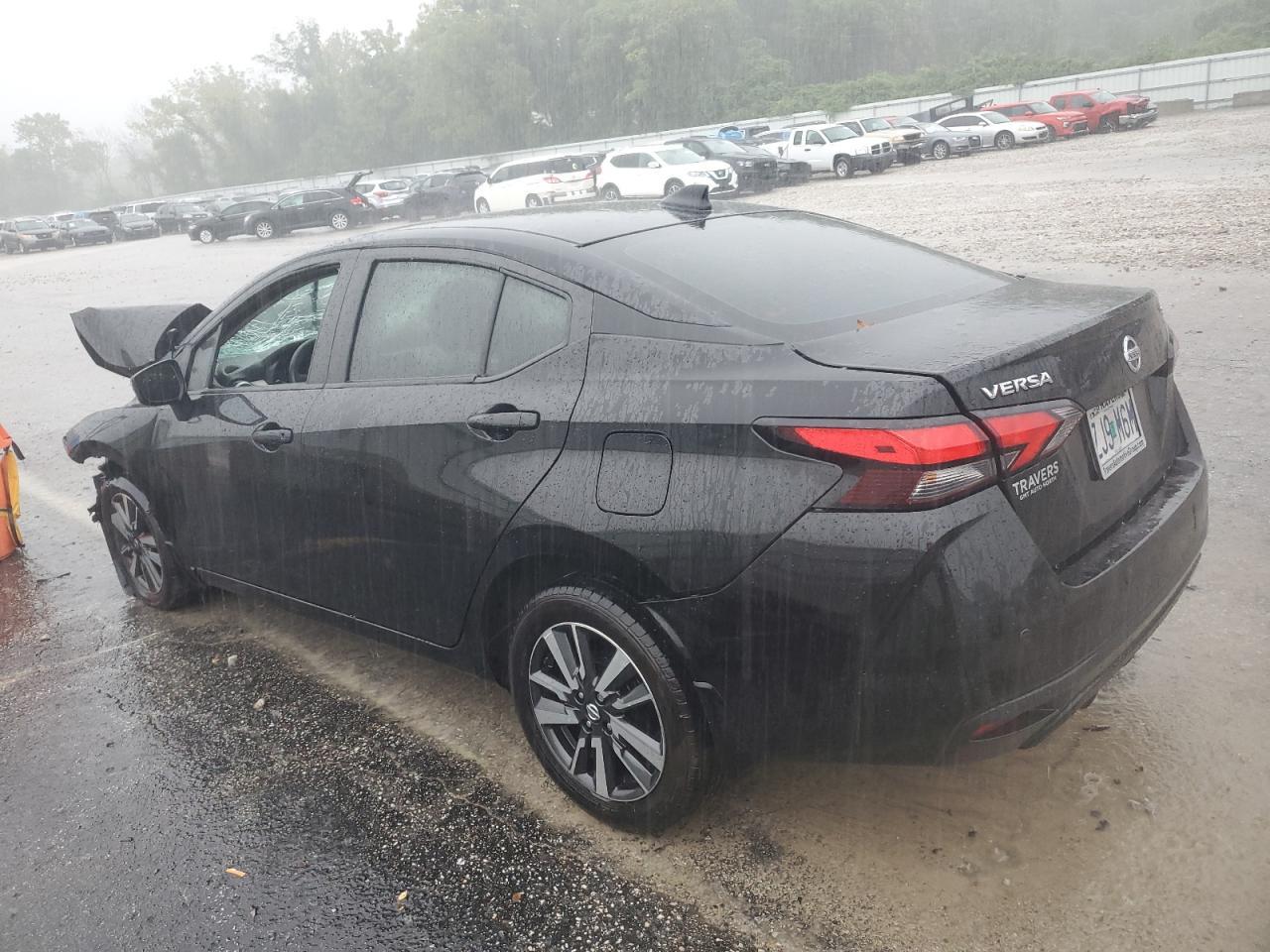 2021 Nissan Versa Sv - Image 2
