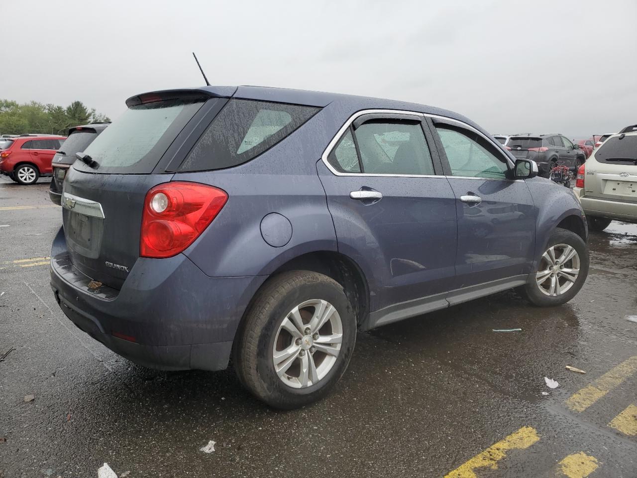 2013 Chevrolet Equinox Ls - Image 3