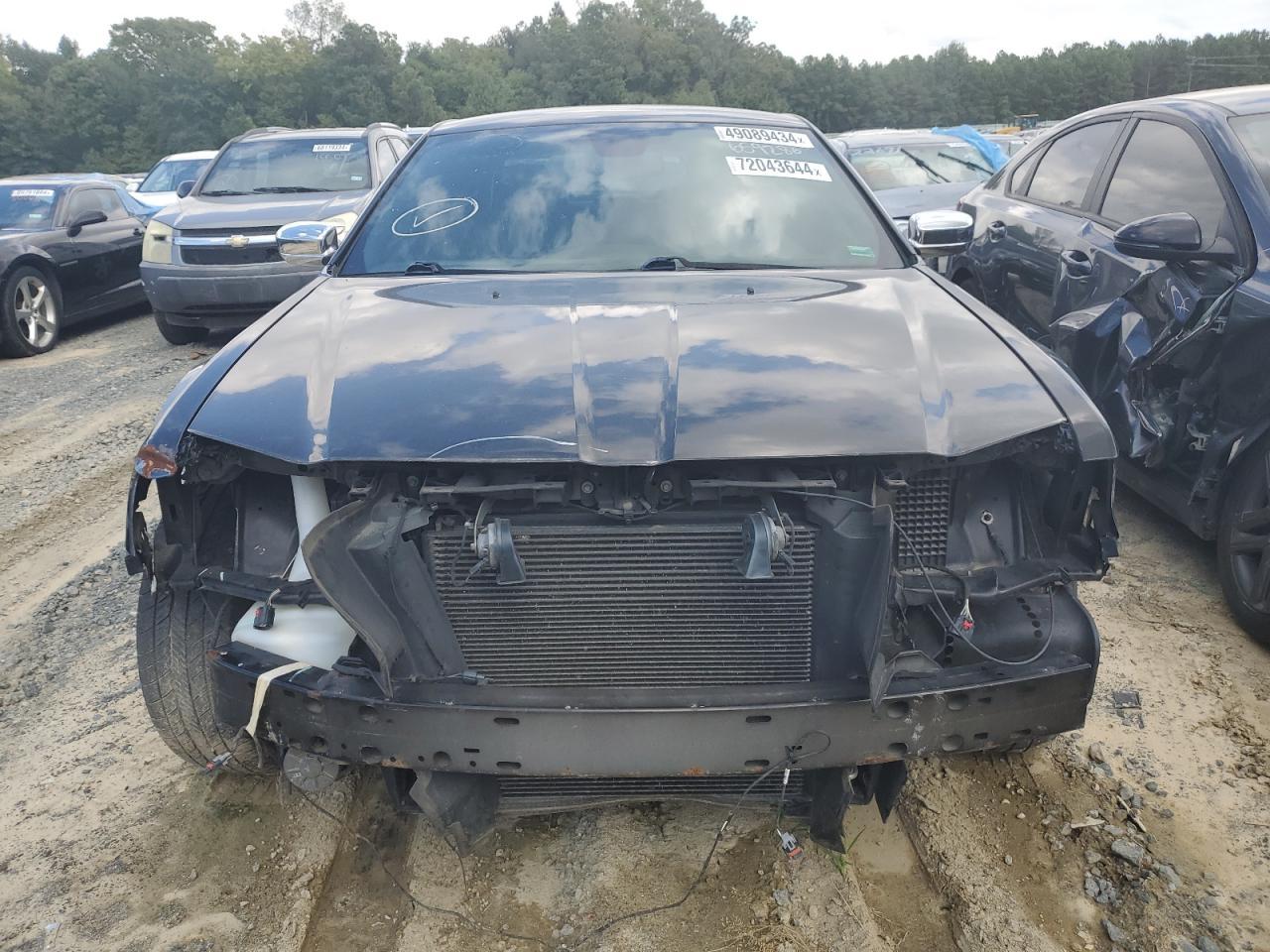 2013 Chrysler 300C - Фото 5