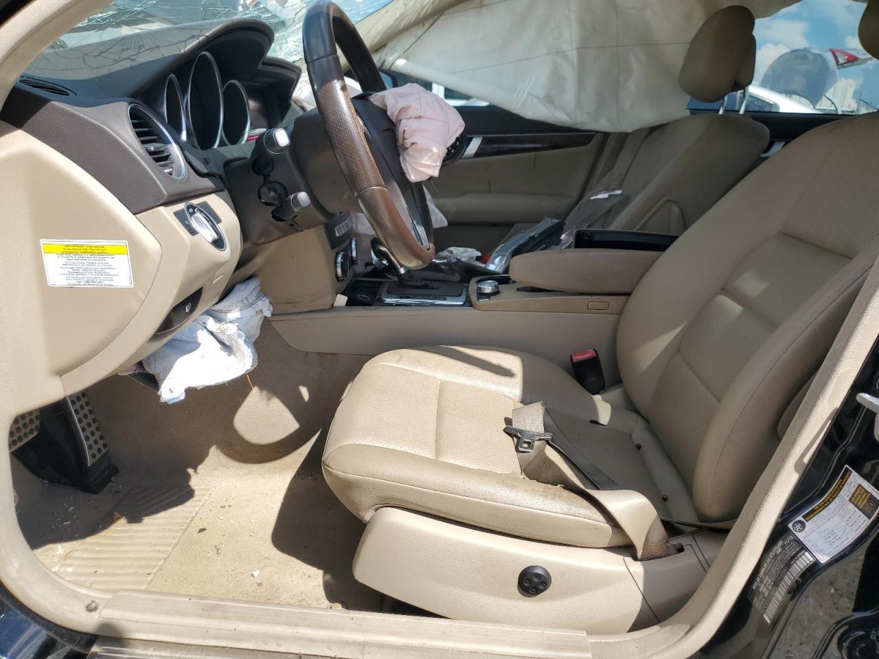 2014 Mercedes-Benz C 250 - Фото 7