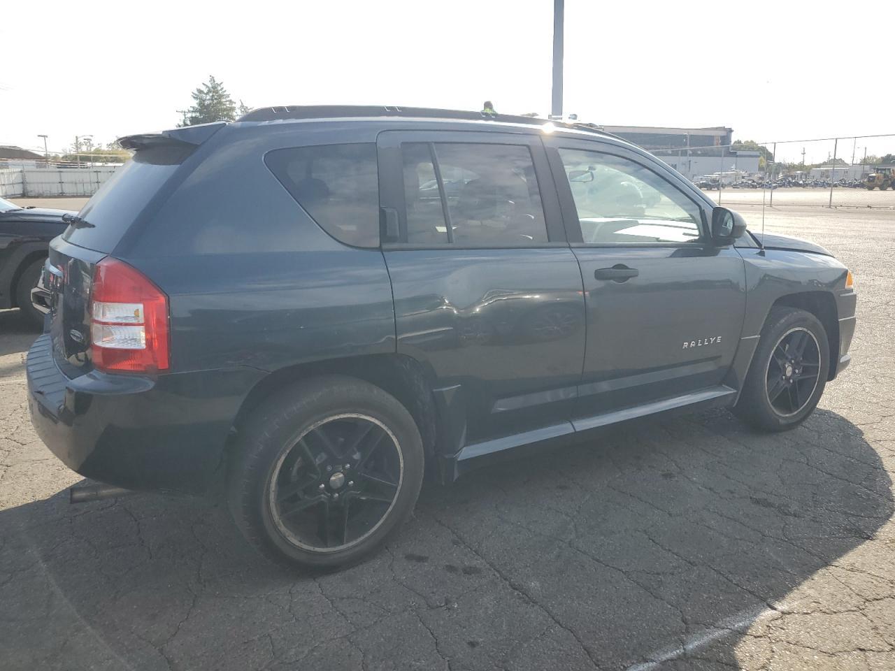 2007 Jeep Compass - Image 3